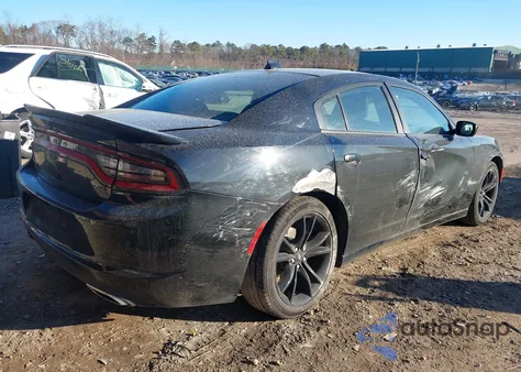 2018 Dodge Charger Sxt Plus Rwd z USA, uszkodzony, nr VIN 2C3CDXHG5JH253358